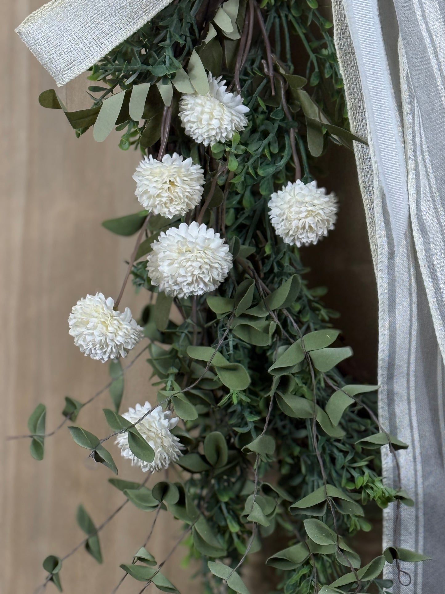 Linenmere Wreath-Premium Finished Design