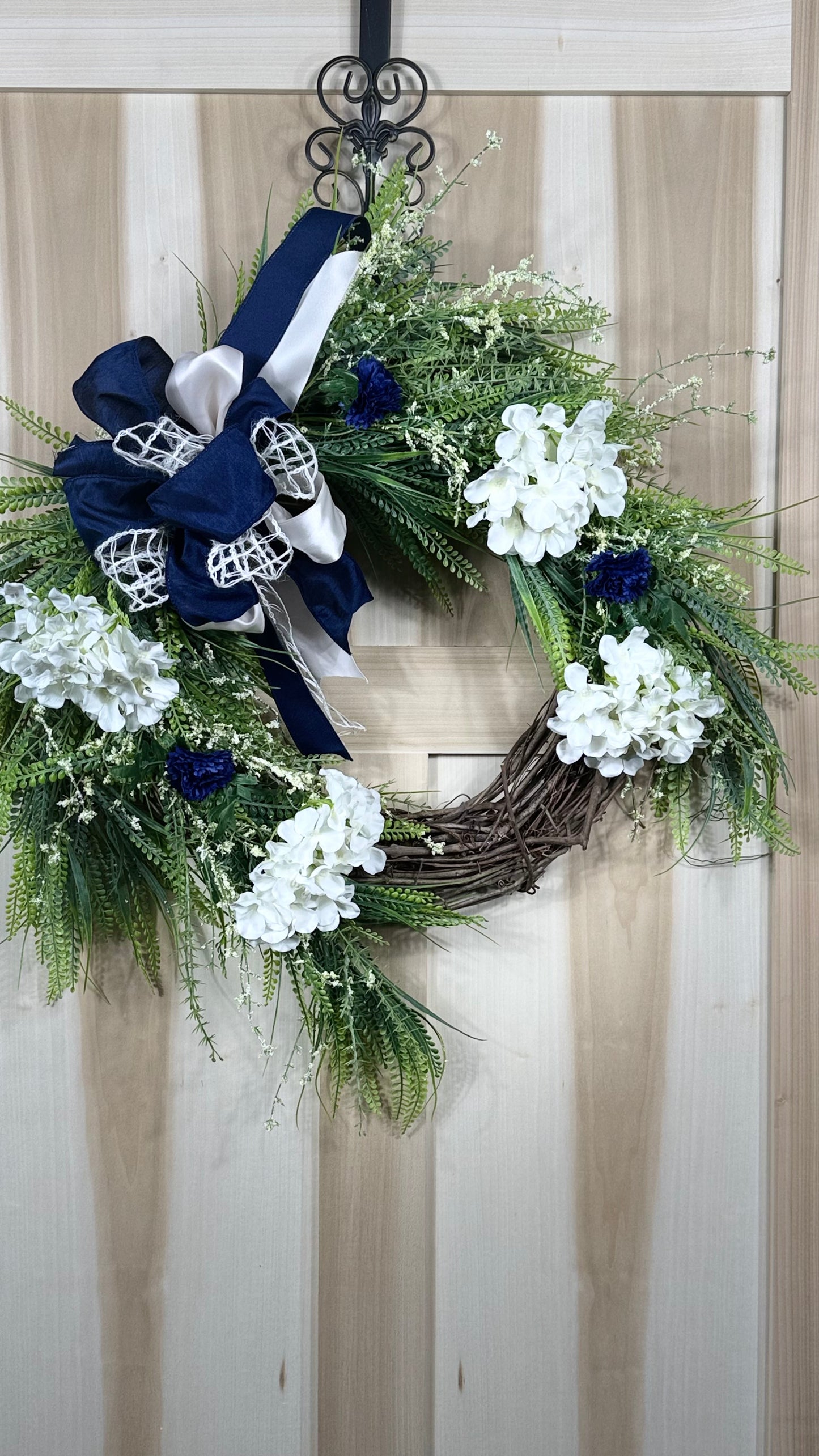 Hawthorne Signature Wreath Kit